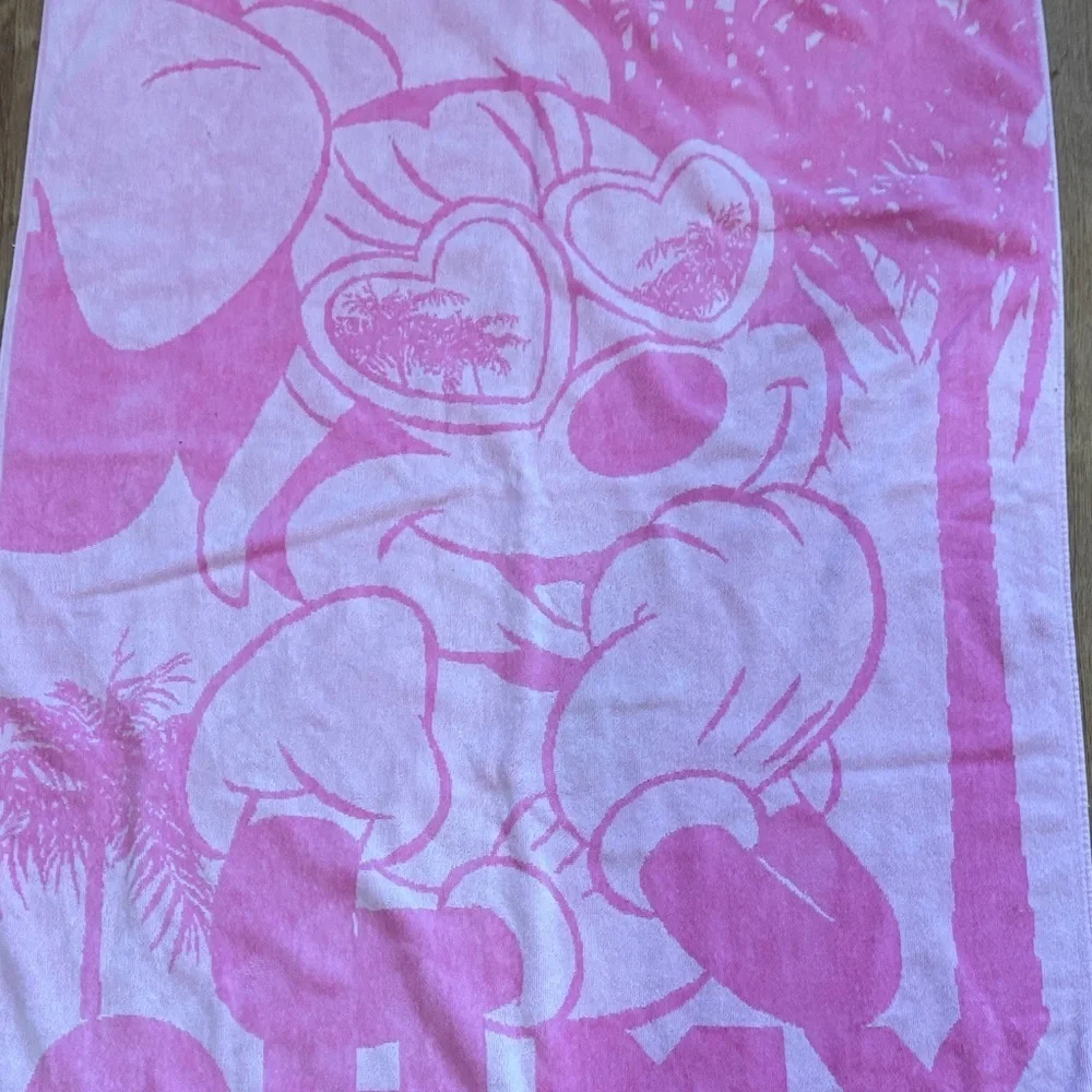 Pink Minnie Mouse Beach Towel